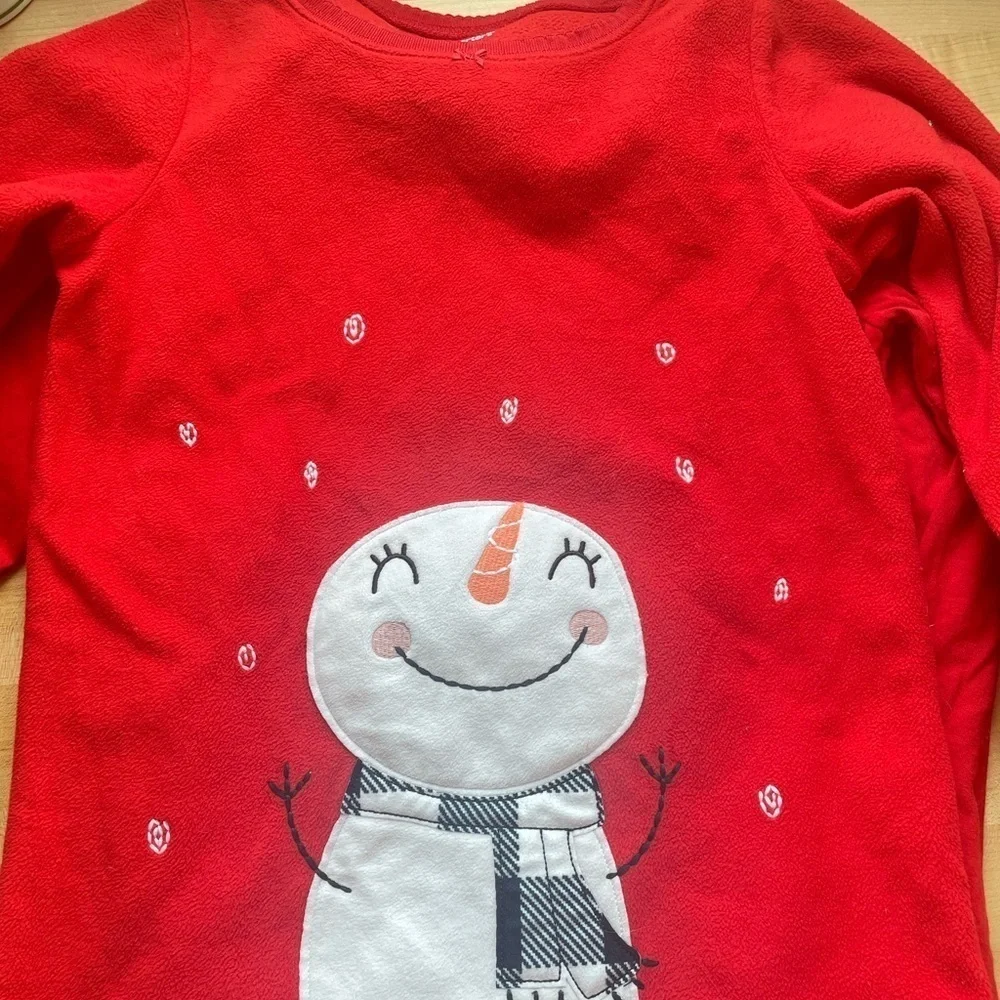 Christmas pajama set size 7 like new carters cat and Jack fleece pants and top
